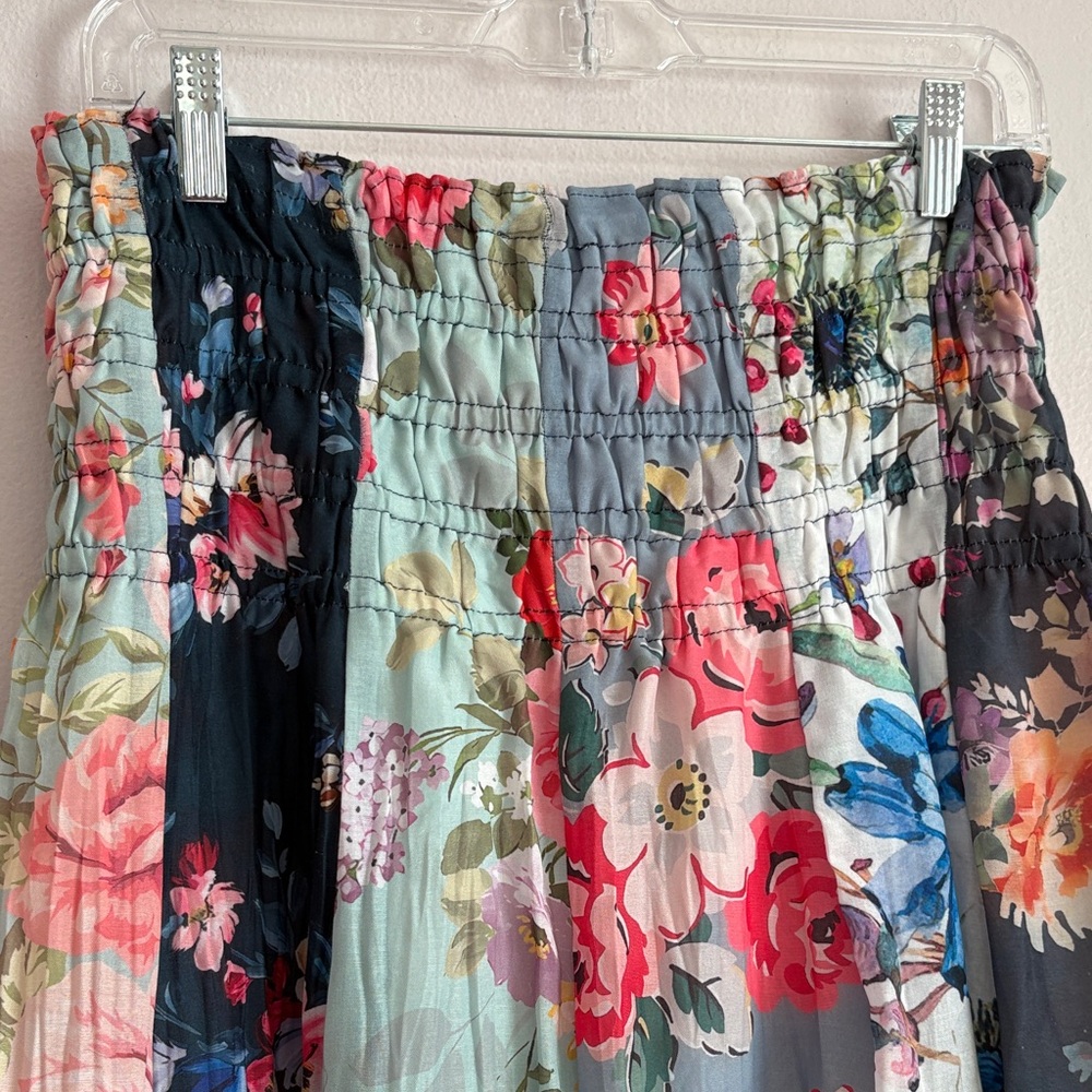 Floral A-Line Skirt in Multicolor - Picture 4 of 8